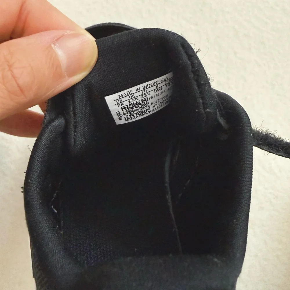 Adidas Runfalcon 5 Kids Black White Cloudfoam Sneakers Easy On Shoes Trainer 7 - Picture 11 of 16